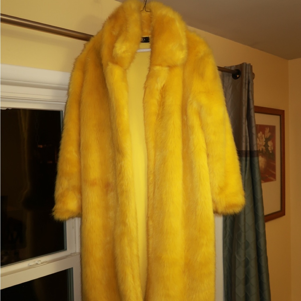 AKIRA Bold Yellow Faux Fur Coat